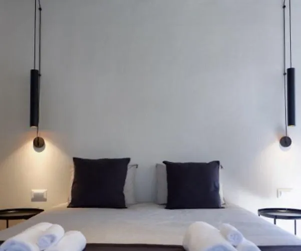 Mykonos Traditional Tavros